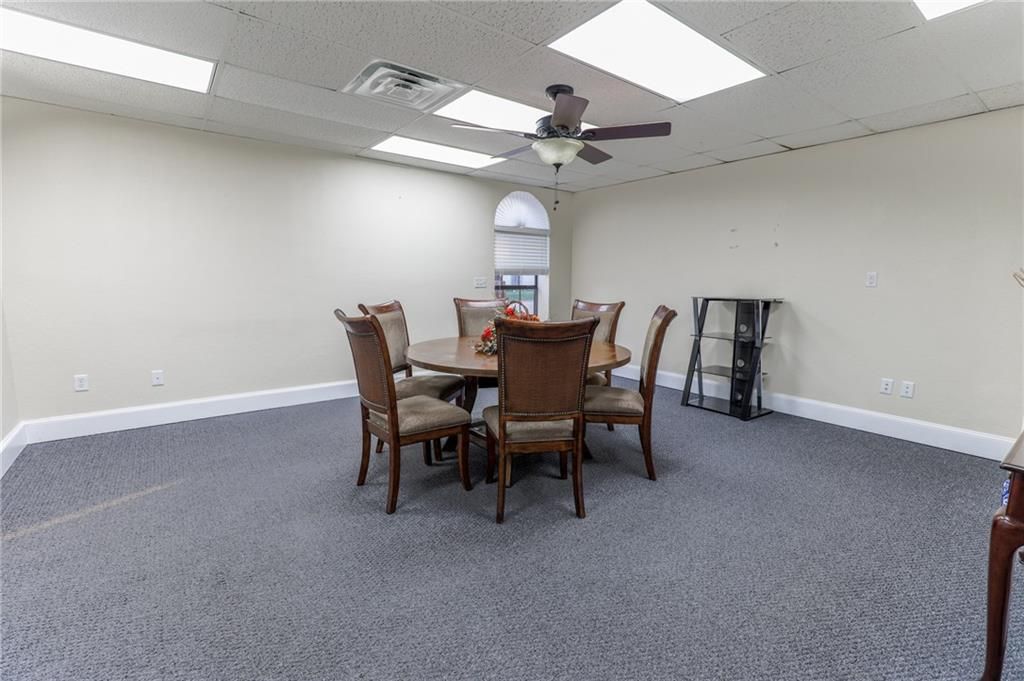 1300 London, Bowie, TX 76230